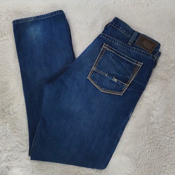 Ariat Other - ARIAT RELAXED BOOT CUT JEANS.